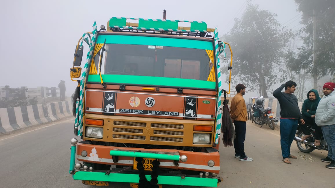 Cattle Smuggling Vehicles Seized in Rohna Village, Kharkhoda