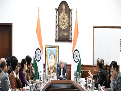 Chief Secretary Dr. Vivek Joshi Reviews Projects Worth Over ?17,516 Crore; Strict Action Against Negligent Contractors Advised