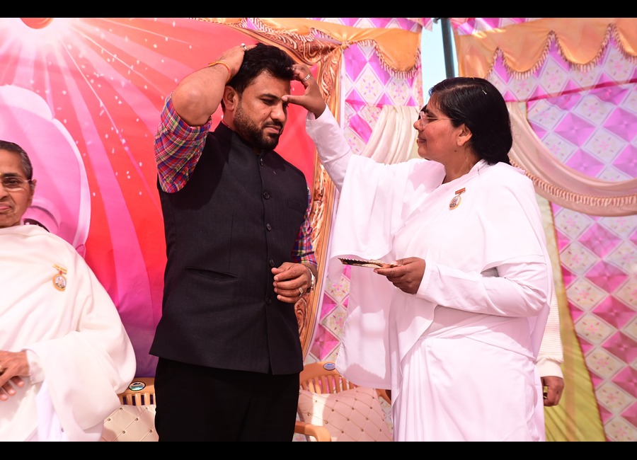 MLA Devender Kadian Inaugurates New 